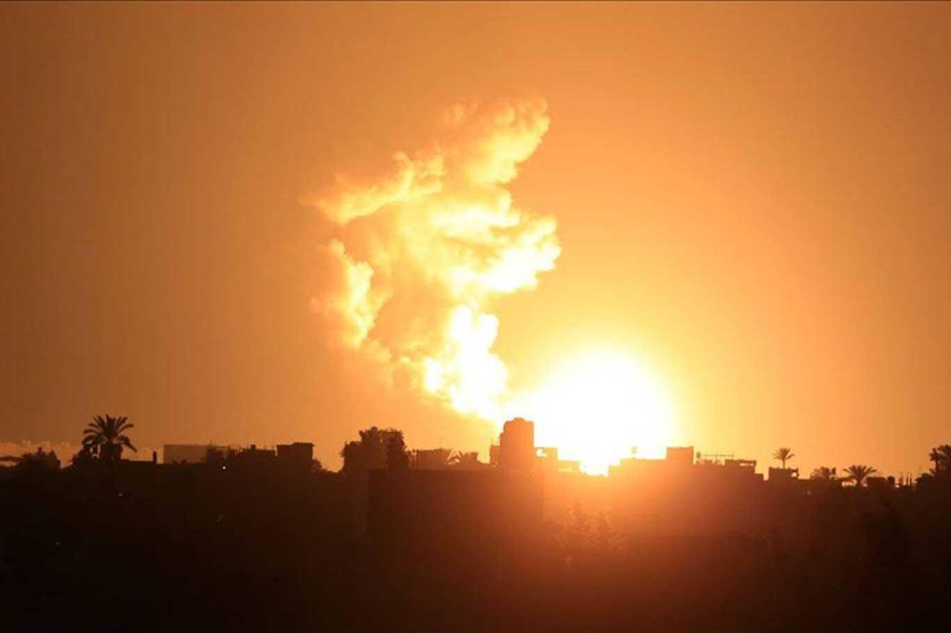Zionist occupation regime's warplanes strike Gaza site